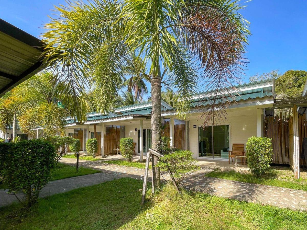 Smile Resort Ко-Мук Экстерьер фото